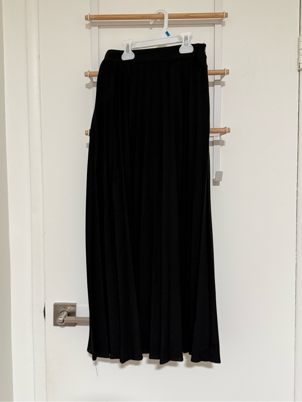 Na-Kd Classic Black pleated Maxi Skirt - Elegant Everyday Wear